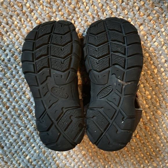 Keen toddler boys all-terrain & all-weather sandals, size 10 - Picture 4 of 5